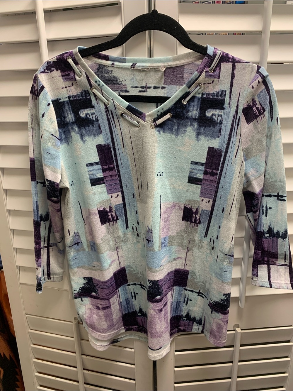 Chico's Geometric Abstract V-Neck Top in Purple and Light Blue